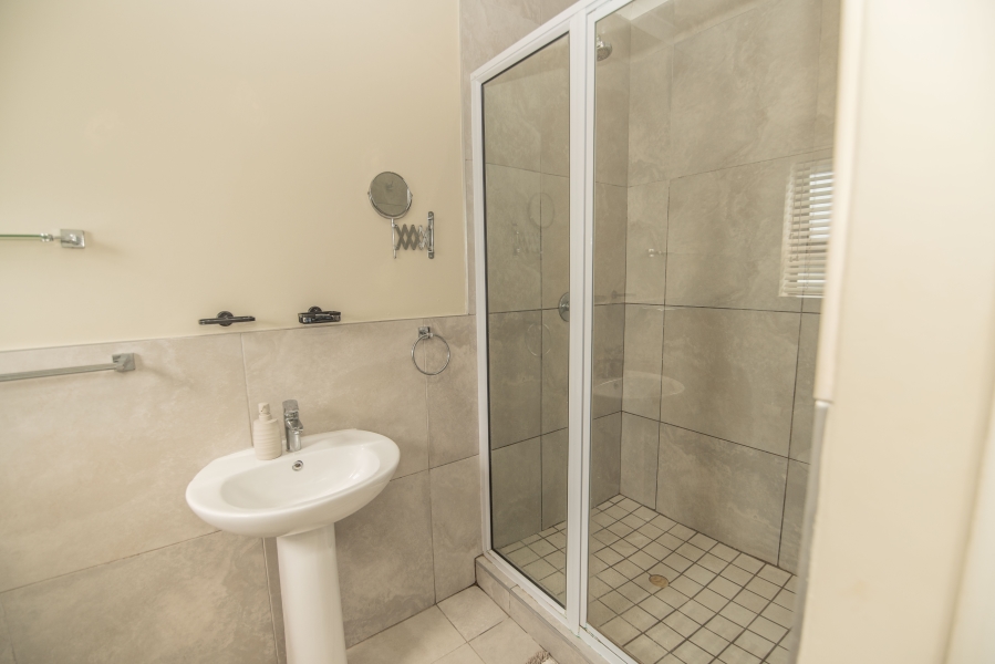 3 Bedroom Property for Sale in Pinelands Eastern Cape